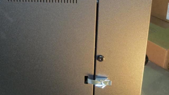 cabinet SIDE VIEW WITH LATCH