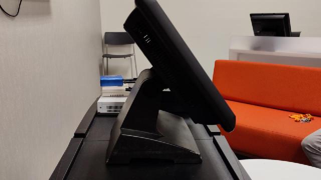 Breese 1.8 side view