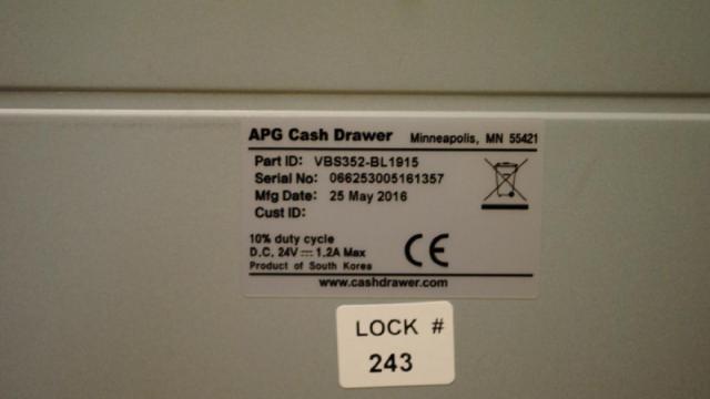 APG (bottom view close up SN)